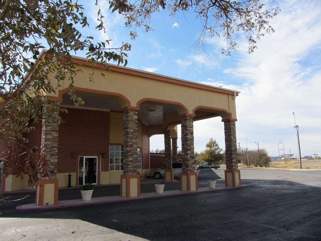 Frontier Inn Abilene Exterior photo